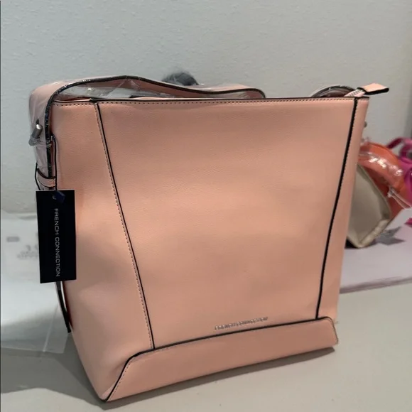 French Connection
Olympia Bucket Shoulder Bag Mellow Peach Color - Picture 2 of 7